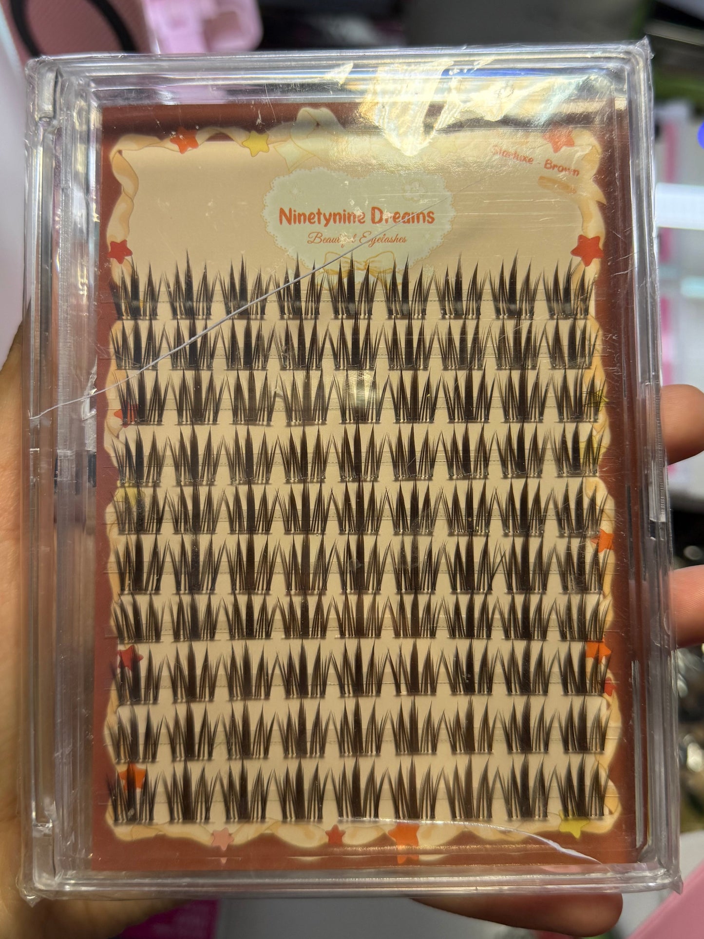 Built In Spikes Natural Lash Clusters / Ninetynine Dreams Brand